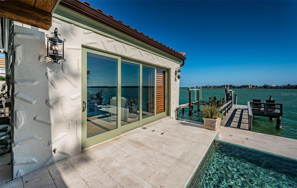 For Sale: $5,850,000 (5 beds, 5 baths, 4213 Square Feet)