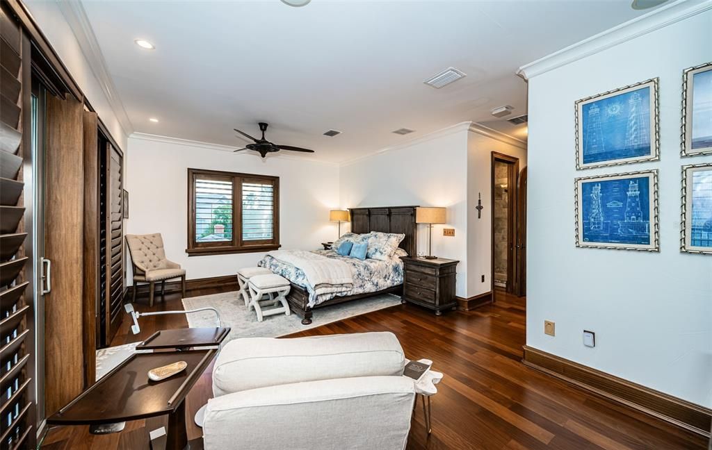 For Sale: $5,850,000 (5 beds, 5 baths, 4213 Square Feet)