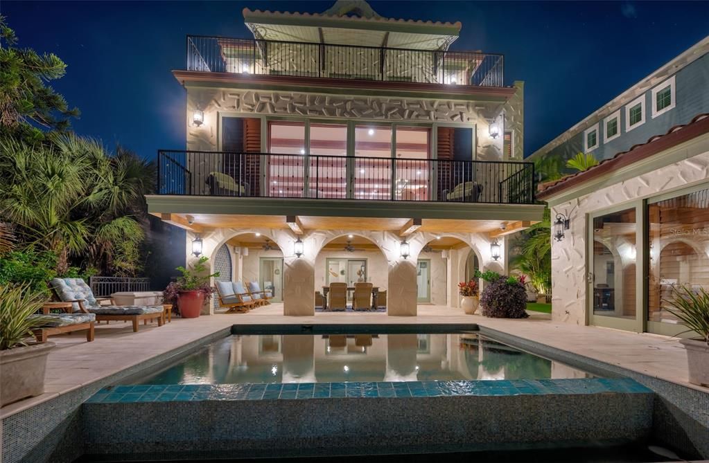 For Sale: $5,850,000 (5 beds, 5 baths, 4213 Square Feet)