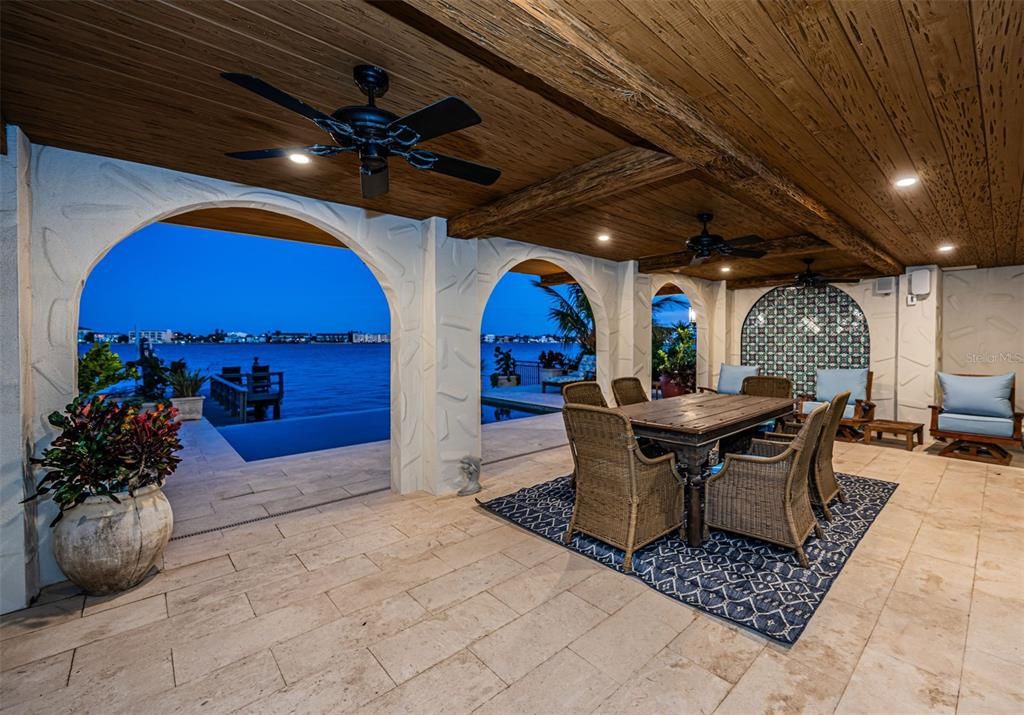 For Sale: $5,850,000 (5 beds, 5 baths, 4213 Square Feet)