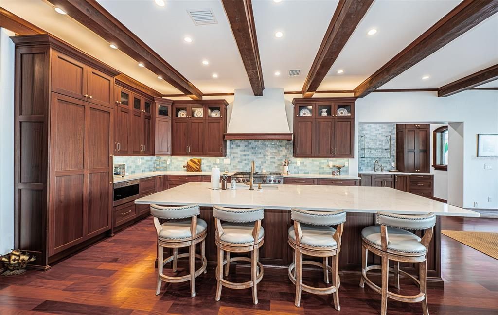 For Sale: $5,850,000 (5 beds, 5 baths, 4213 Square Feet)