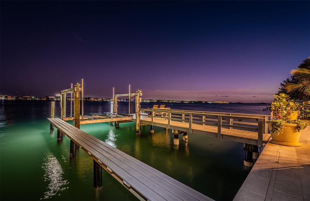 For Sale: $5,850,000 (5 beds, 5 baths, 4213 Square Feet)