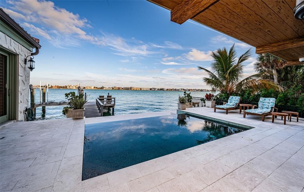 For Sale: $5,850,000 (5 beds, 5 baths, 4213 Square Feet)