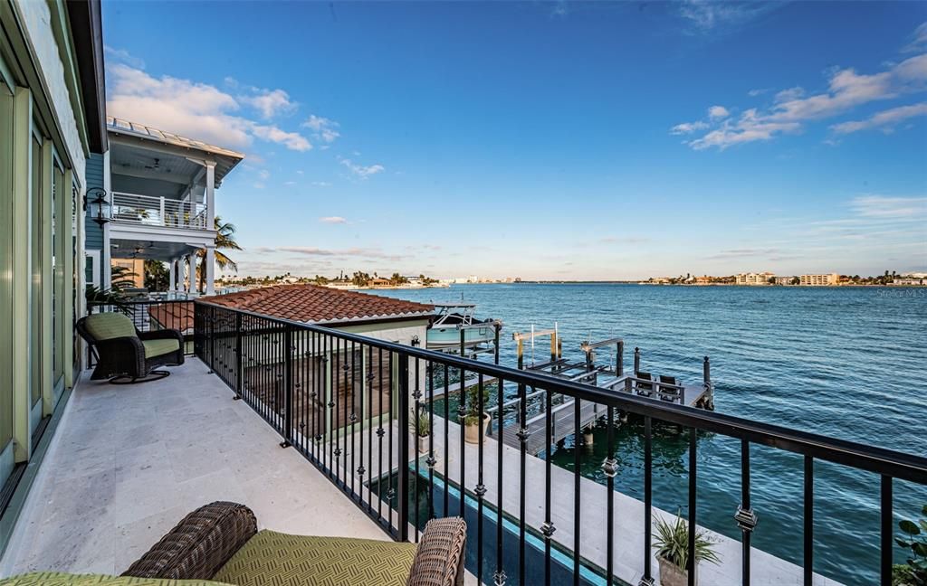 For Sale: $5,850,000 (5 beds, 5 baths, 4213 Square Feet)