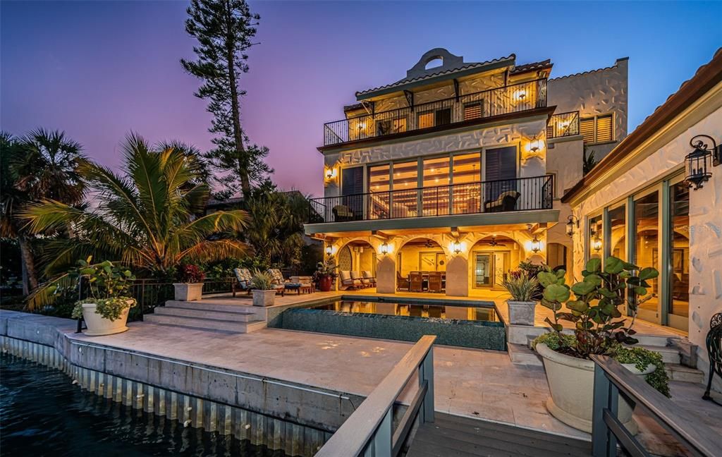 For Sale: $5,850,000 (5 beds, 5 baths, 4213 Square Feet)