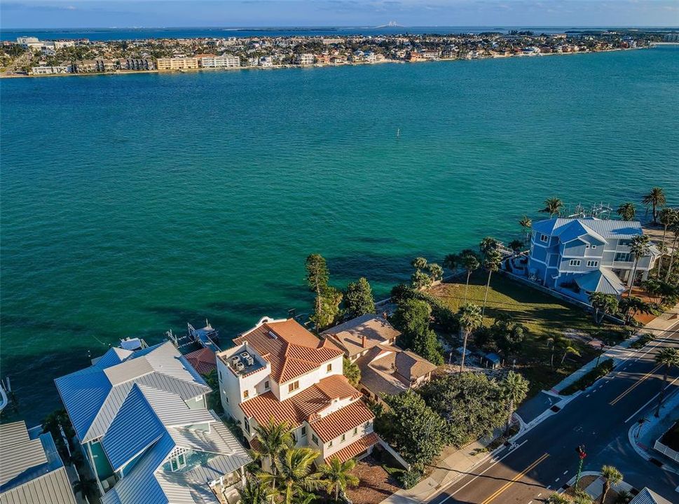 For Sale: $5,850,000 (5 beds, 5 baths, 4213 Square Feet)