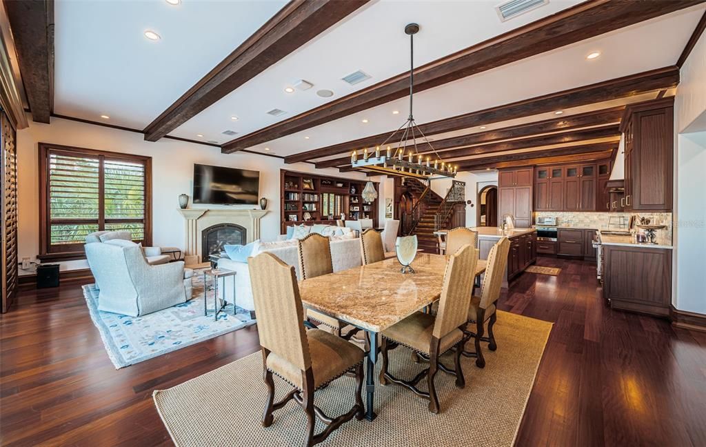 For Sale: $5,850,000 (5 beds, 5 baths, 4213 Square Feet)