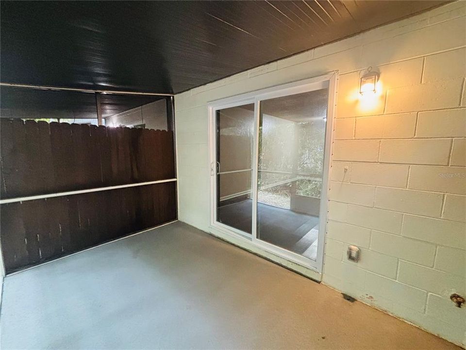 For Rent: $1,295 (2 beds, 1 baths, 1020 Square Feet)