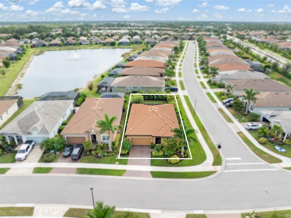 На продажу: $510,000 (3 спален, 2 ванн, 1839 Квадратных фут)