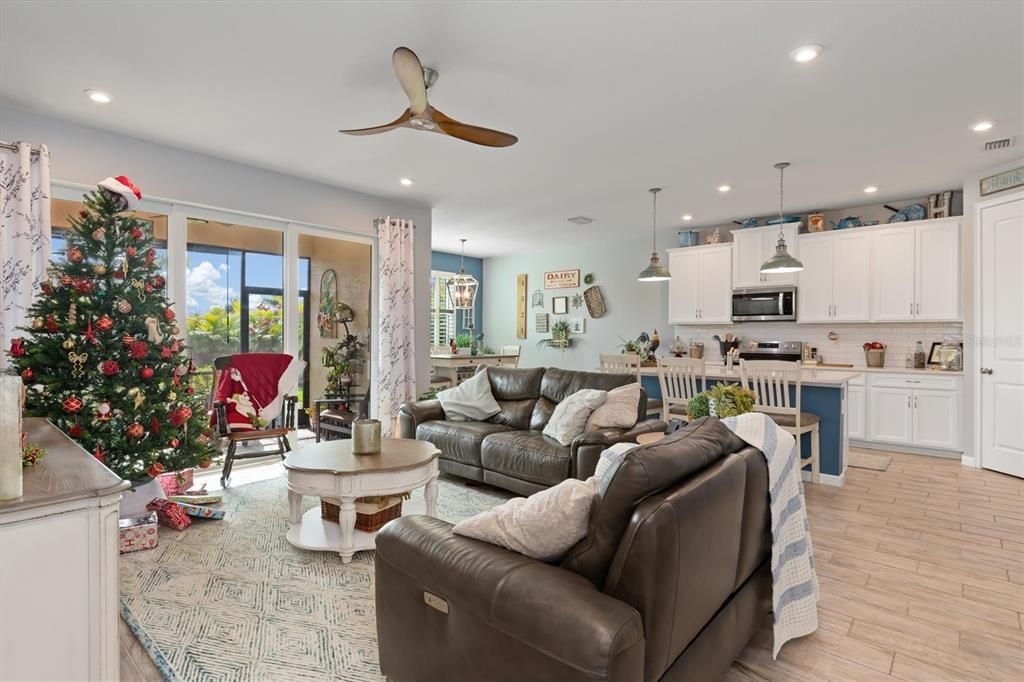 На продажу: $510,000 (3 спален, 2 ванн, 1839 Квадратных фут)