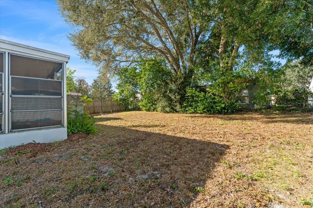 For Sale: $225,000 (2 beds, 1 baths, 775 Square Feet)