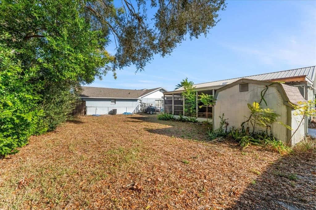 For Sale: $225,000 (2 beds, 1 baths, 775 Square Feet)