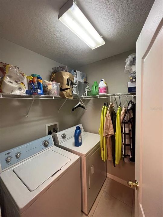 For Rent: $2,000 (2 beds, 2 baths, 1230 Square Feet)