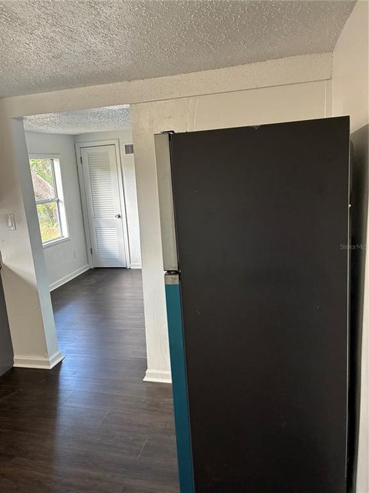 For Rent: $1,295 (2 beds, 1 baths, 864 Square Feet)