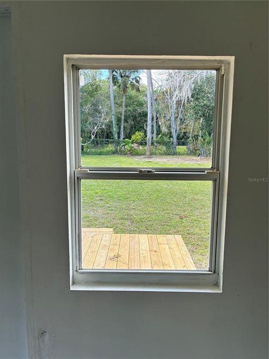 For Rent: $1,295 (2 beds, 1 baths, 864 Square Feet)