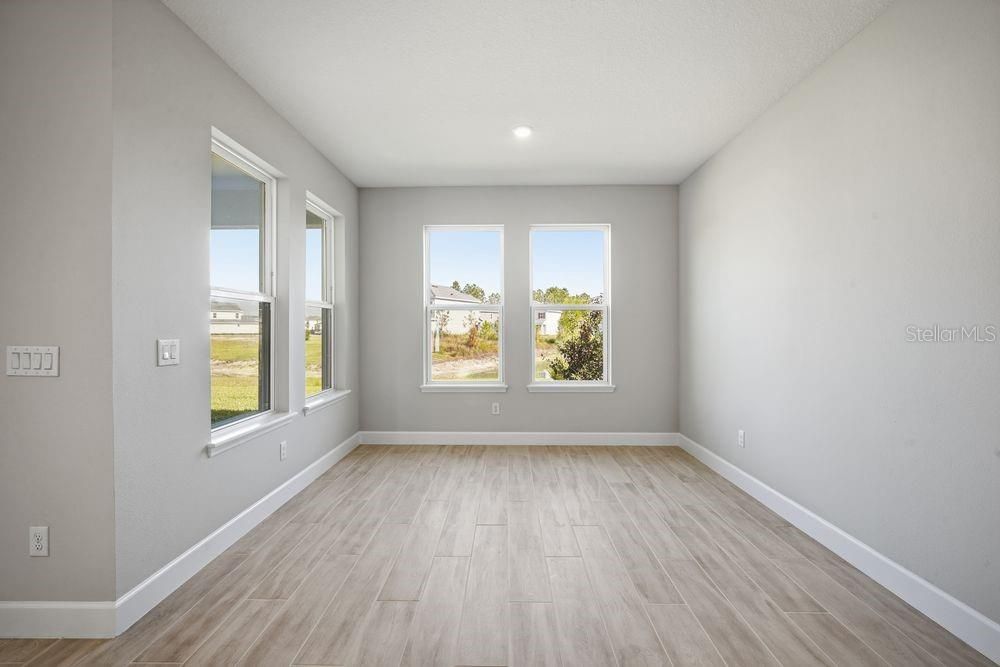 待售: $779,999 (5 贝兹, 4 浴室, 3835 平方英尺)