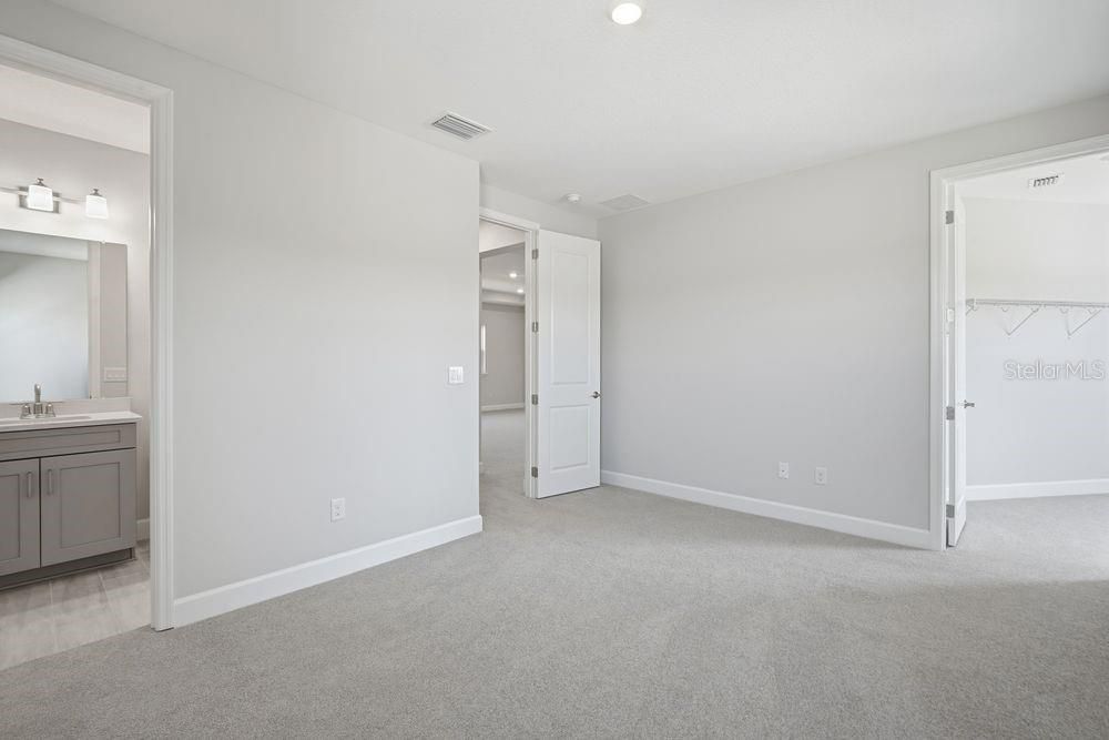 待售: $779,999 (5 贝兹, 4 浴室, 3835 平方英尺)