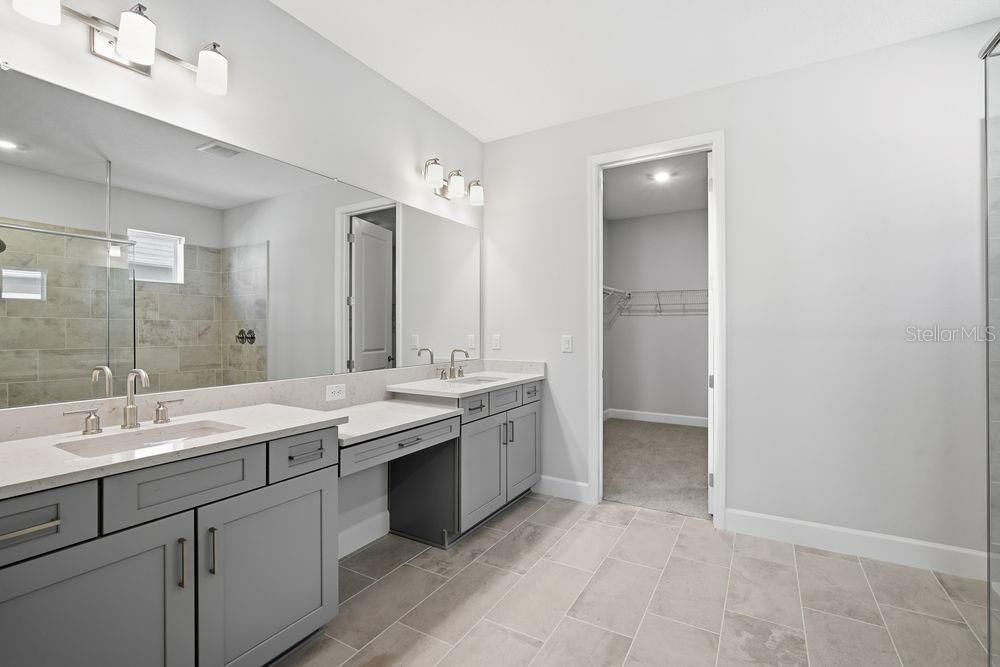 待售: $779,999 (5 贝兹, 4 浴室, 3835 平方英尺)