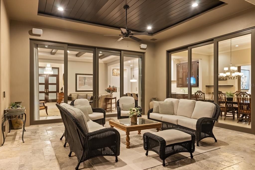 На продажу: $3,900,000 (5 спален, 4 ванн, 4387 Квадратных фут)