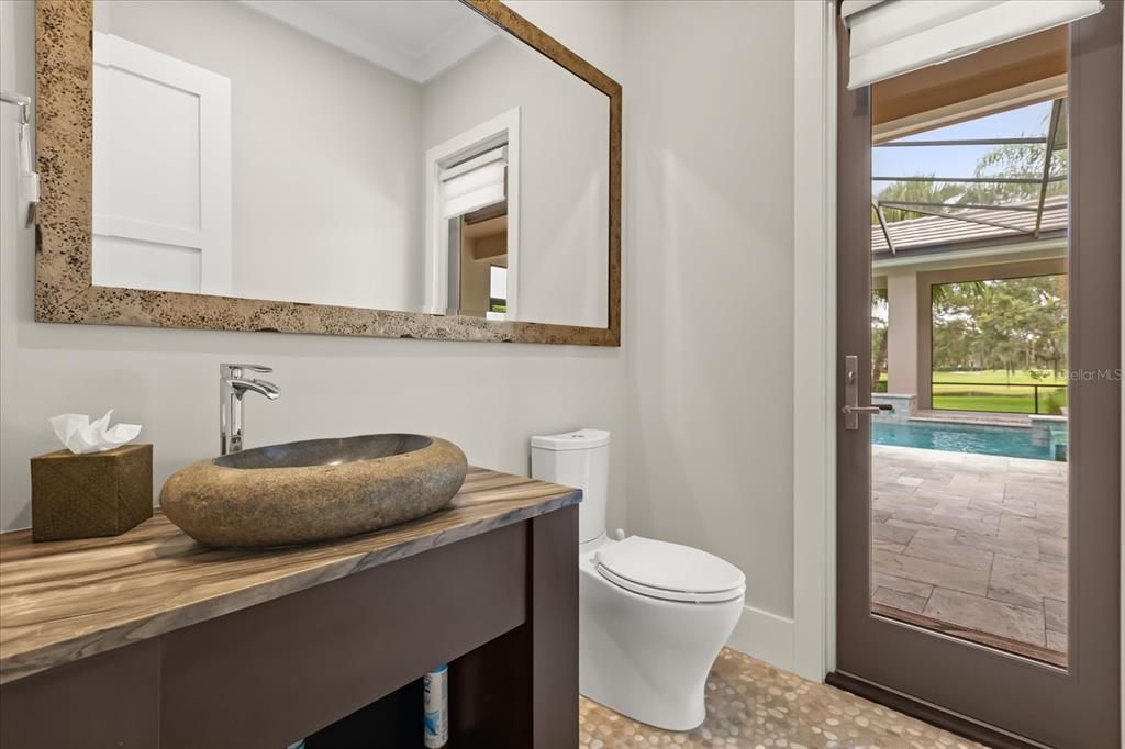 На продажу: $3,900,000 (5 спален, 4 ванн, 4387 Квадратных фут)