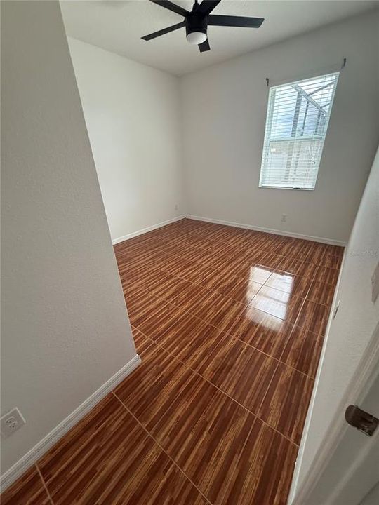 En Venta: $498,900 (4 camas, 2 baños, 2518 Pies cuadrados)