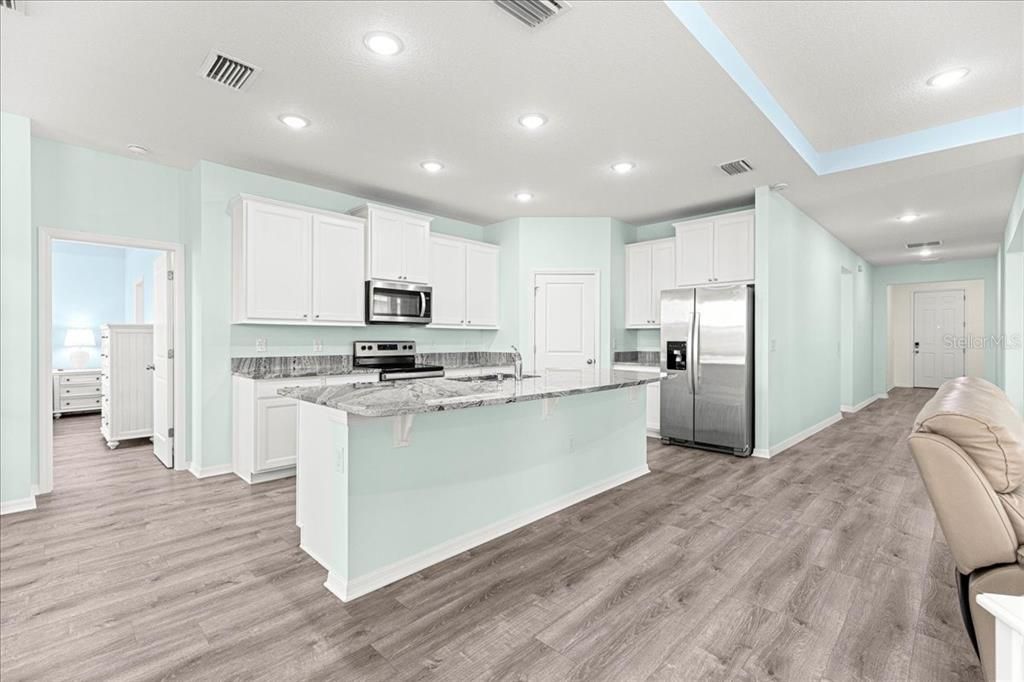 For Sale: $439,000 (4 beds, 3 baths, 2835 Square Feet)