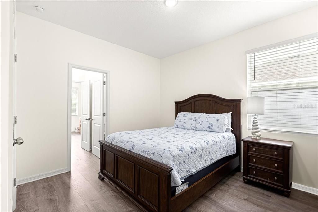 For Sale: $439,000 (4 beds, 3 baths, 2835 Square Feet)