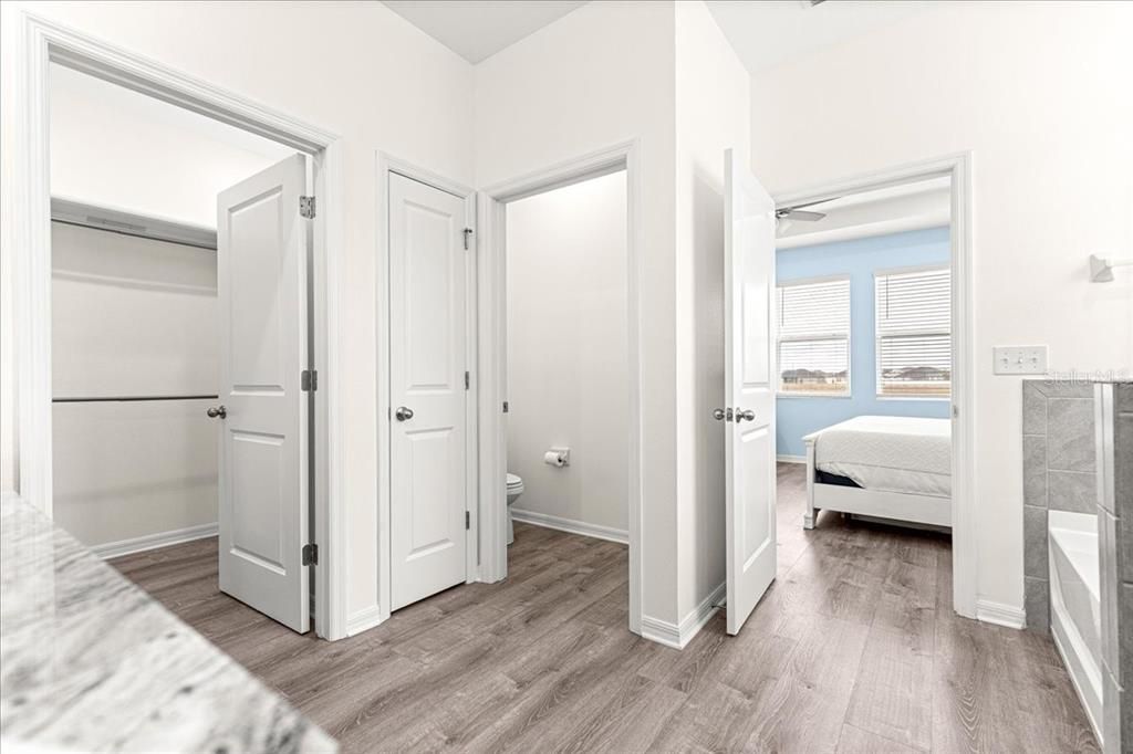 For Sale: $439,000 (4 beds, 3 baths, 2835 Square Feet)