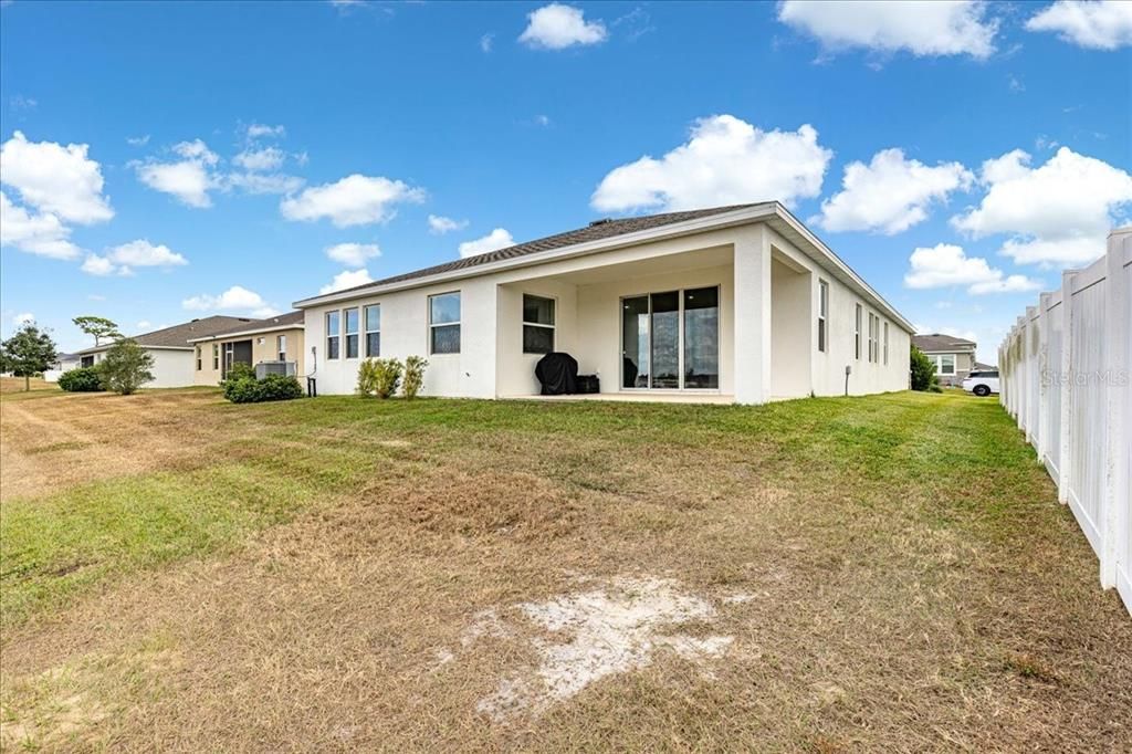 For Sale: $439,000 (4 beds, 3 baths, 2835 Square Feet)