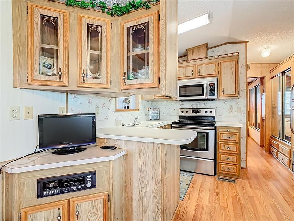 На продажу: $99,500 (1 спален, 1 ванн, 625 Квадратных фут)