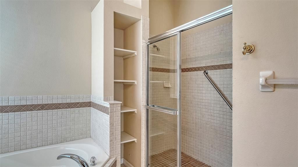 En Renta: $2,975 (3 camas, 2 baños, 2073 Pies cuadrados)