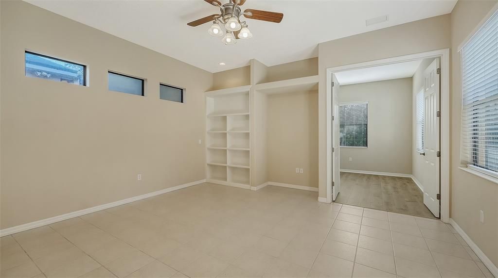 En Renta: $2,975 (3 camas, 2 baños, 2073 Pies cuadrados)