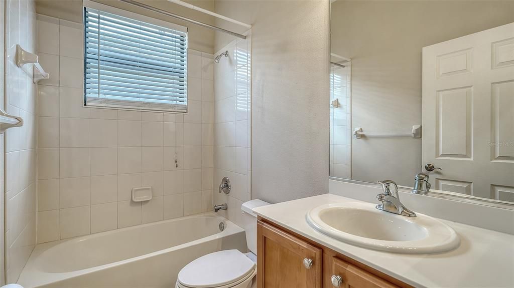 En Renta: $2,975 (3 camas, 2 baños, 2073 Pies cuadrados)