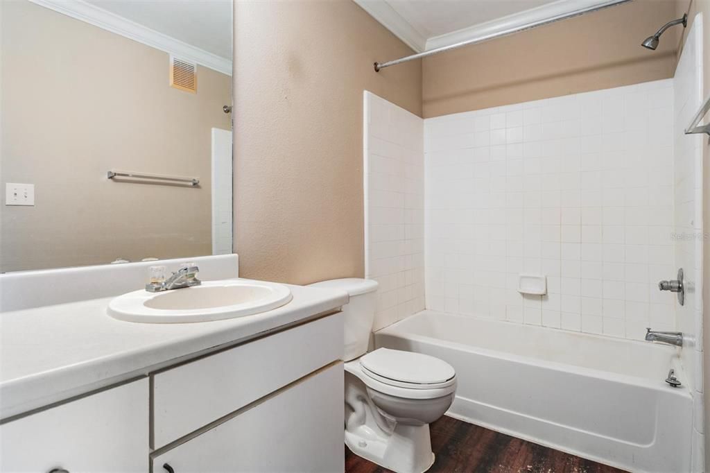 Active With Contract: $150,000 (2 beds, 2 baths, 1133 Square Feet)