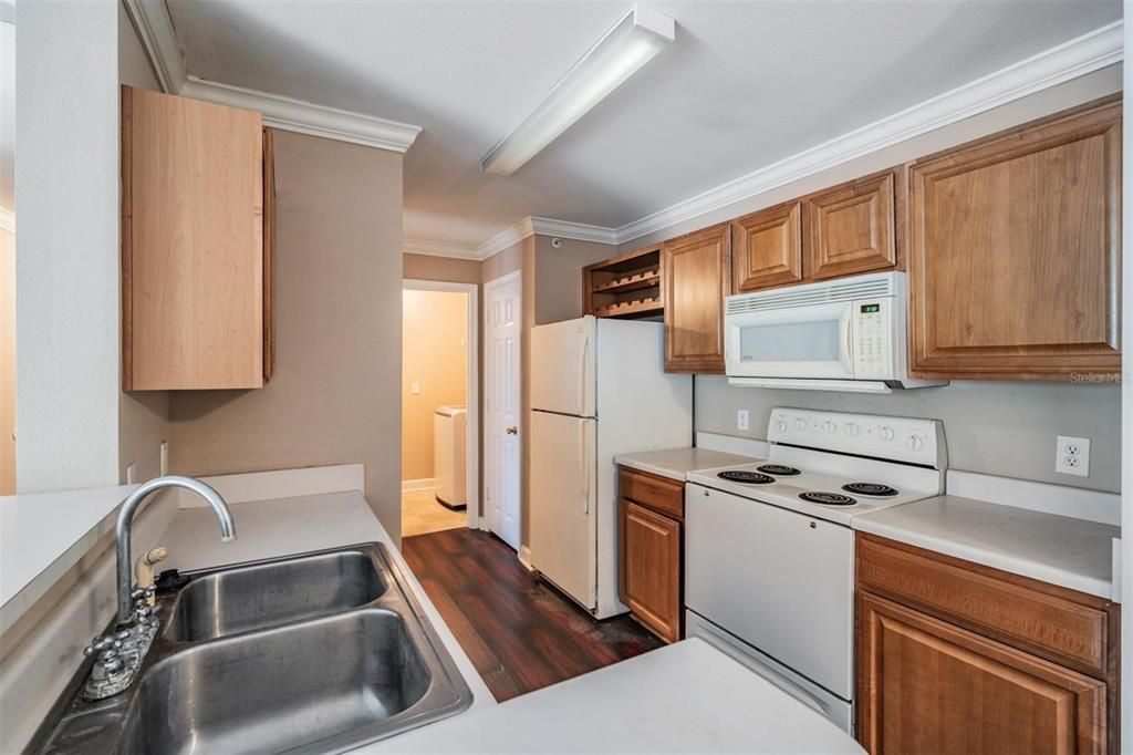 Active With Contract: $150,000 (2 beds, 2 baths, 1133 Square Feet)