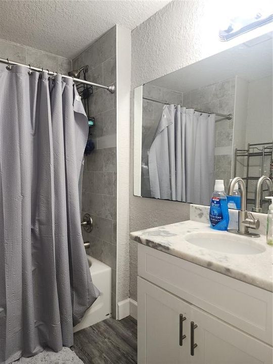 For Sale: $220,000 (3 beds, 2 baths, 1228 Square Feet)