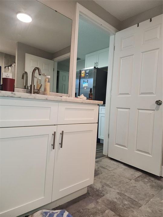 For Sale: $220,000 (3 beds, 2 baths, 1228 Square Feet)