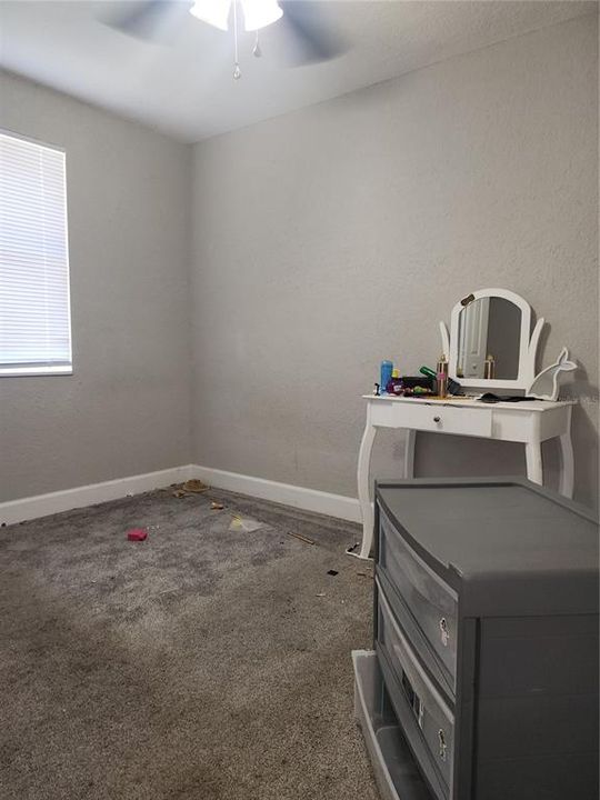 For Sale: $220,000 (3 beds, 2 baths, 1228 Square Feet)