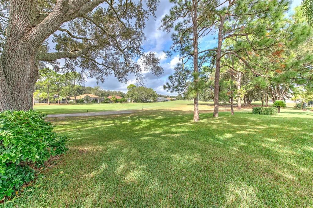 Activo con contrato: $417,500 (4 camas, 2 baños, 1986 Pies cuadrados)