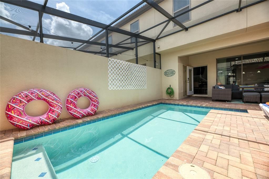 На продажу: $459,999 (5 спален, 4 ванн, 2263 Квадратных фут)