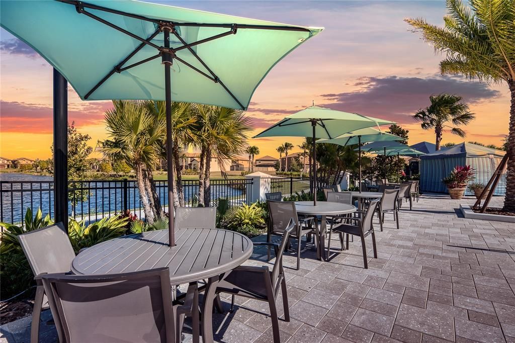 На продажу: $459,999 (5 спален, 4 ванн, 2263 Квадратных фут)