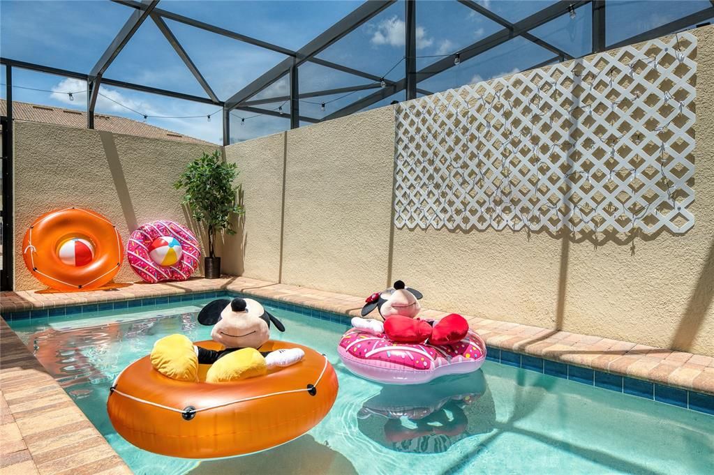 На продажу: $459,999 (5 спален, 4 ванн, 2263 Квадратных фут)