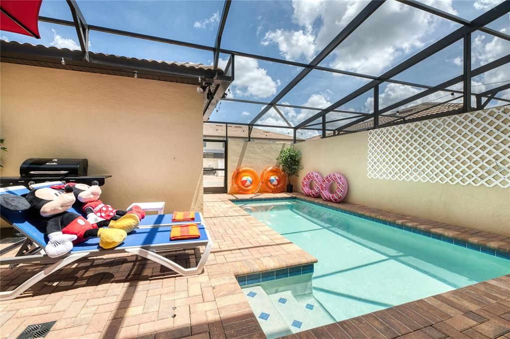 На продажу: $459,999 (5 спален, 4 ванн, 2263 Квадратных фут)