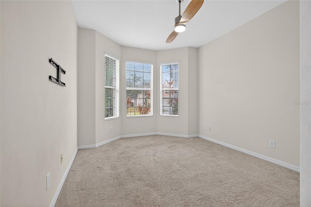 For Sale: $399,000 (3 beds, 2 baths, 1717 Square Feet)