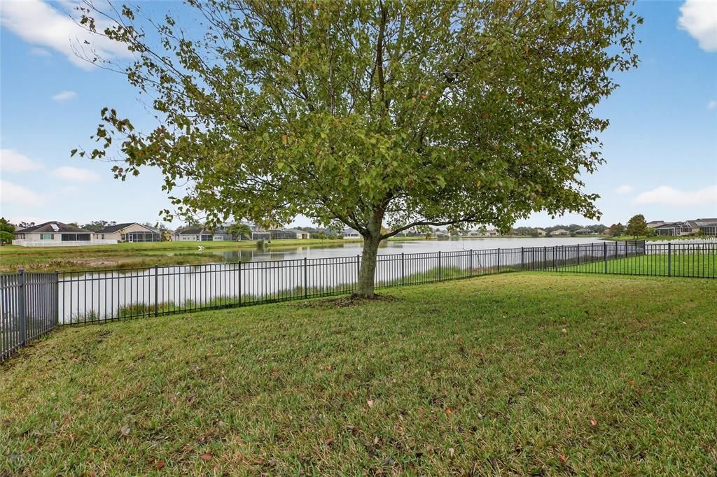 For Sale: $399,000 (3 beds, 2 baths, 1717 Square Feet)