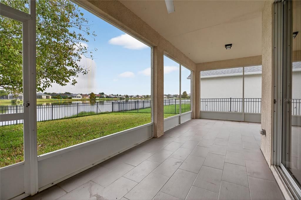 For Sale: $399,000 (3 beds, 2 baths, 1717 Square Feet)