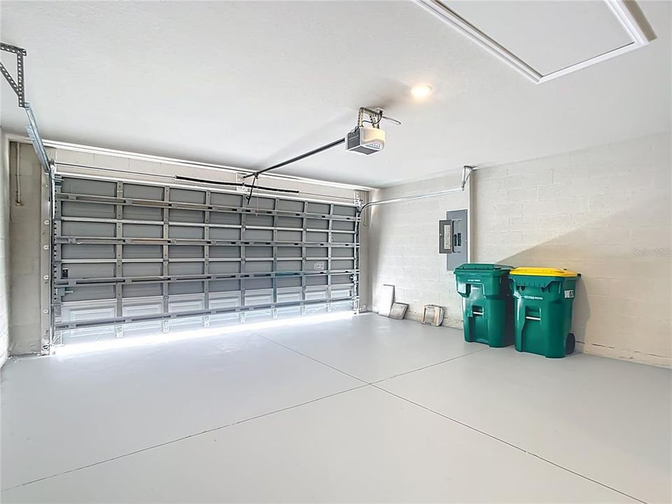 En Venta: $309,000 (3 camas, 2 baños, 1453 Pies cuadrados)