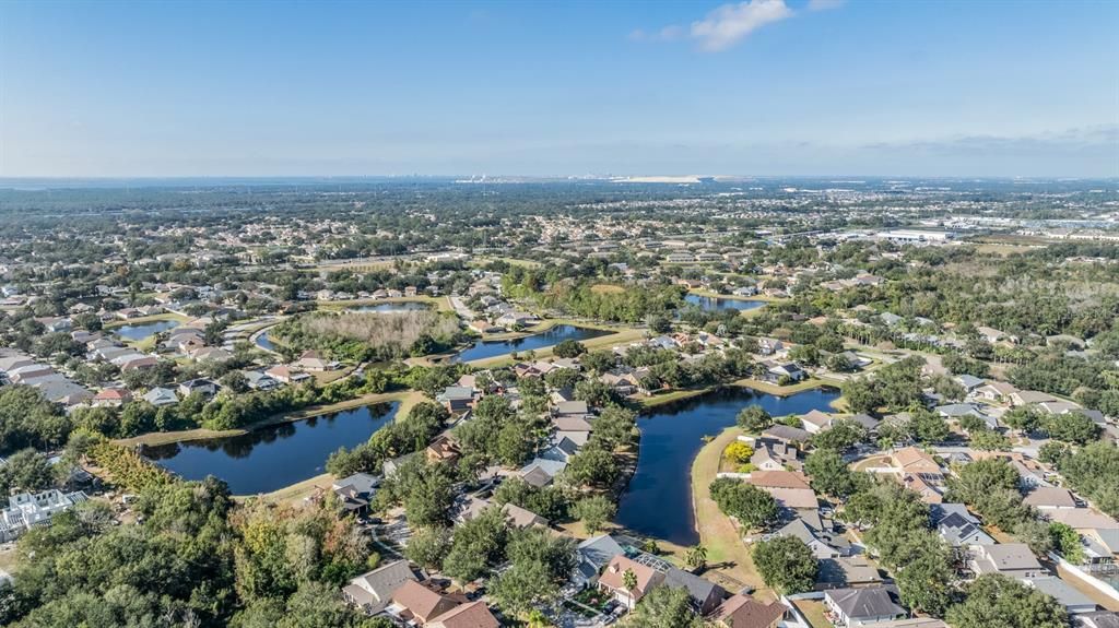 En Venta: $439,000 (4 camas, 2 baños, 2454 Pies cuadrados)