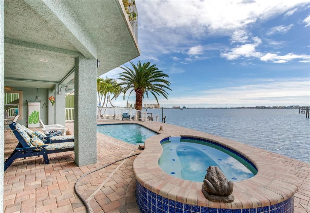 For Sale: $2,350,000 (4 beds, 3 baths, 3005 Square Feet)