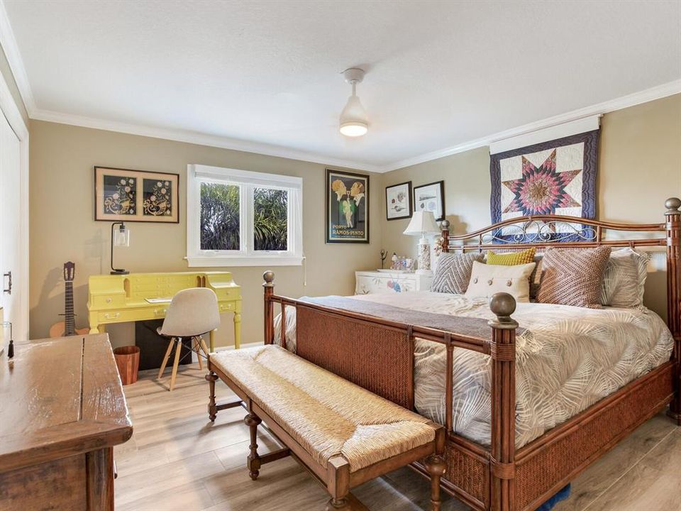 For Sale: $2,350,000 (4 beds, 3 baths, 3005 Square Feet)